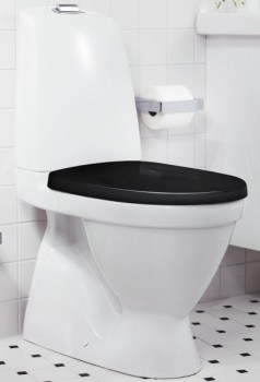 Унитаз Gustavsberg Nautic 5510 с микролифтом черное сиденье